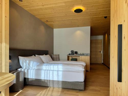 hotel damelis adults only