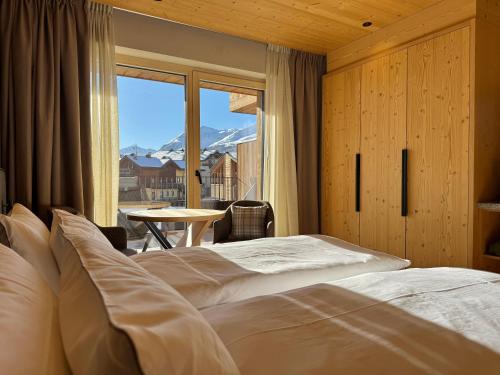 hotel damelis adults only