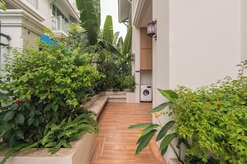 solar villa tropical garden khem beach