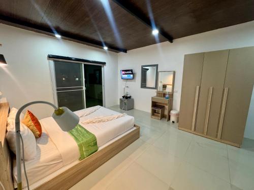 limetree loft guesthouse