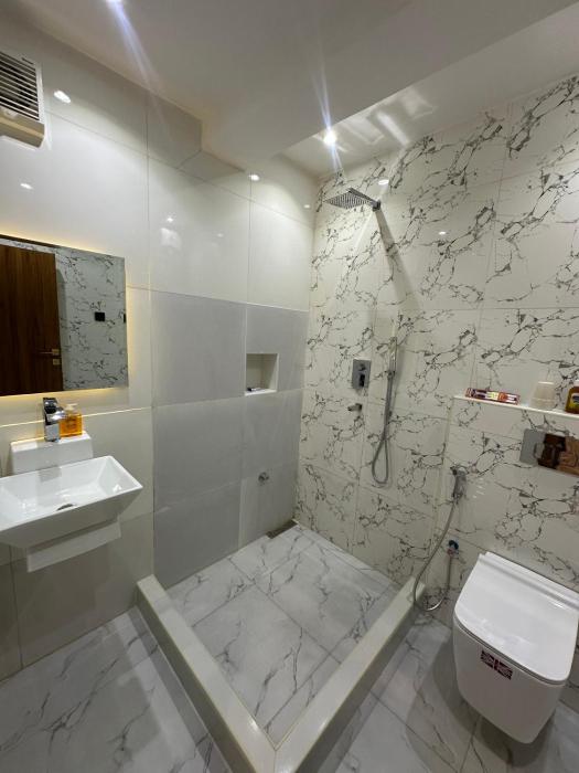 apartment 5