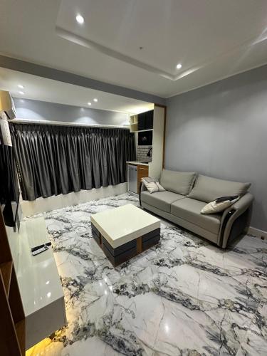 apartment 5