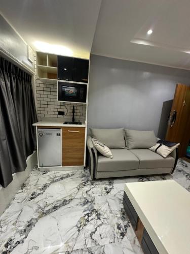 apartment 5