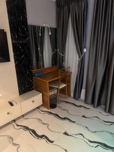 apartment 5