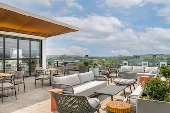 caption by hyatt chattanooga downtown