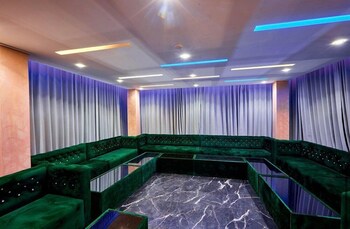 the hierarchy hotel