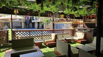 the hierarchy hotel