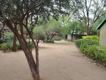 trackmark hotel lokichogio