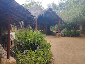 trackmark hotel lokichogio
