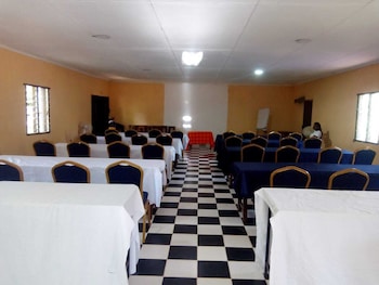 trackmark hotel lokichogio