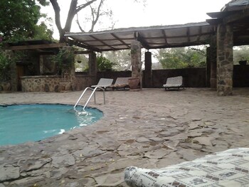 trackmark hotel lokichogio
