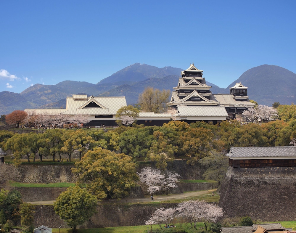 kumamoto hotel castle