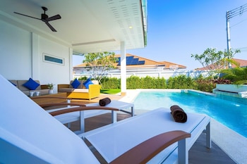 brand new modern 3 bedroom villa mb20
