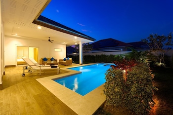 brand new modern 3 bedroom villa mb20