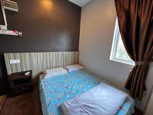 oyo 91242 muar golden horse hotel