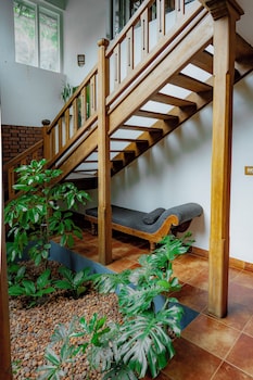 bracknell resort munnar