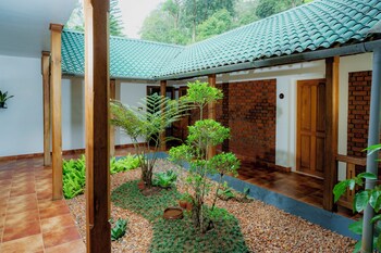 bracknell resort munnar