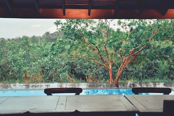 Elite Black Villa,,3 star