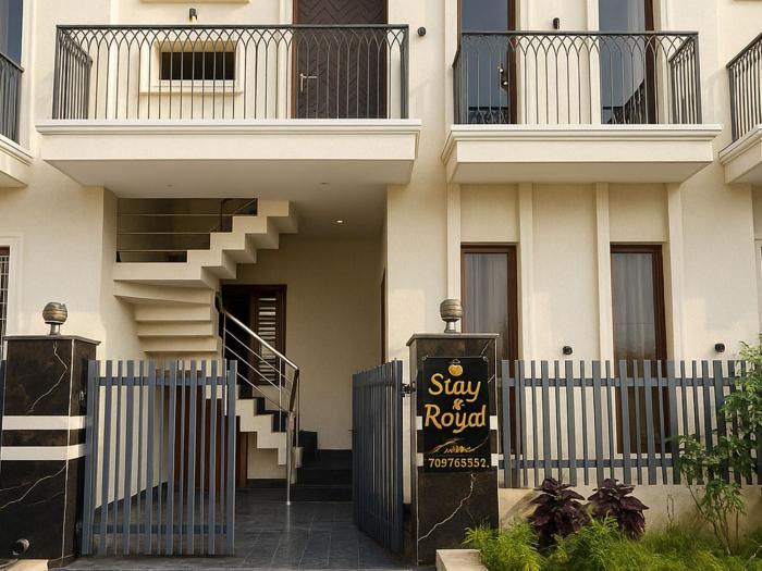 stay royal villa bnb gf