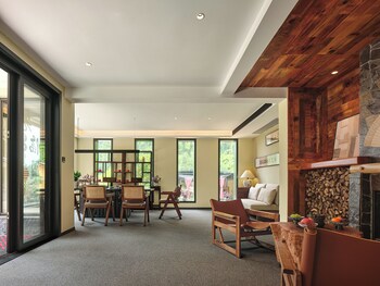 zhangjiajie zen retreat