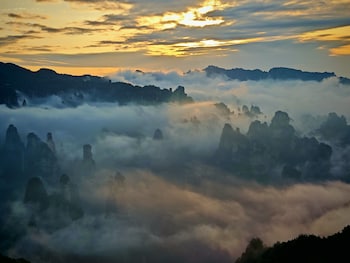 zhangjiajie zen retreat