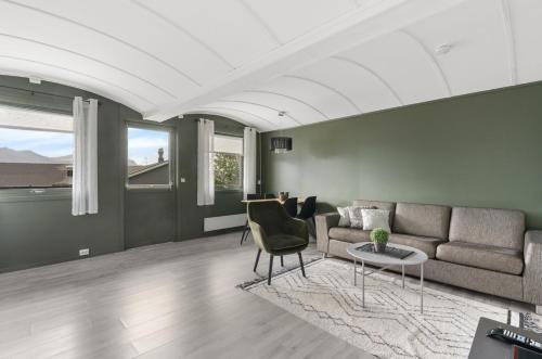 yttersia base