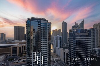 lux the marina view suite 3