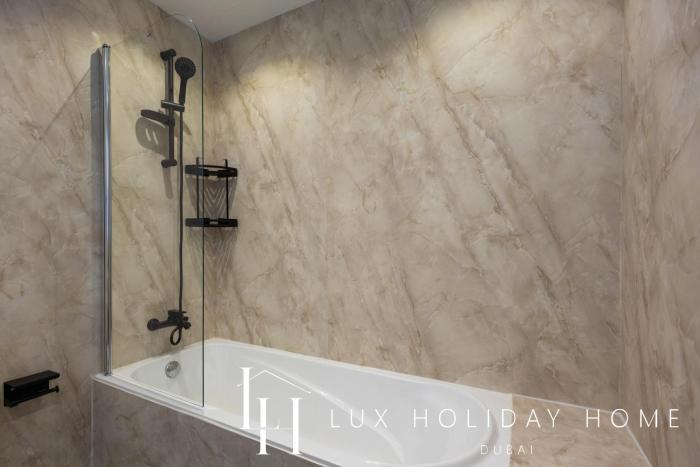 lux the marina view suite 3