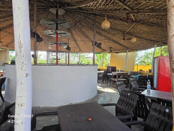 Wood Castle Arambol,,2 star