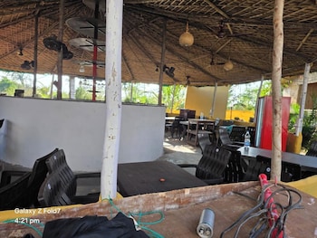 Wood Castle Arambol,,2 star