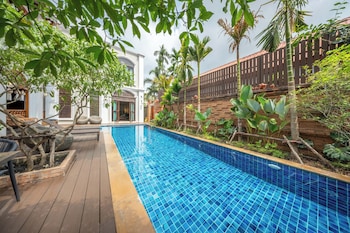 at tree hotel thaphae gate chiangmai