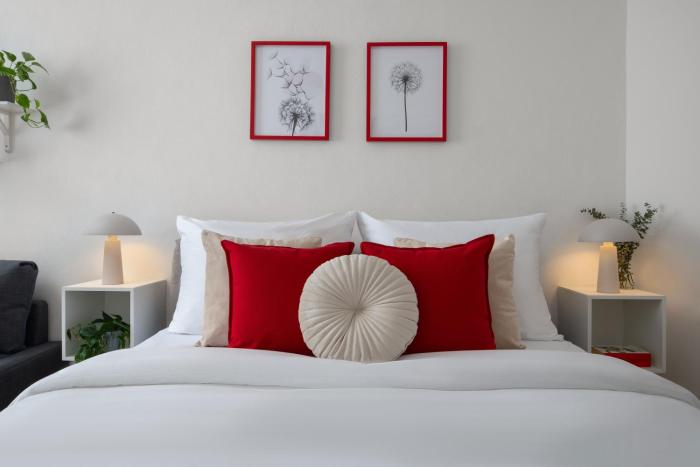 enjoy downtown boutique apartments 12 by goodnite cz