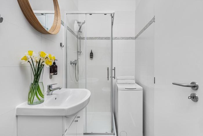 enjoy downtown boutique apartments 12 by goodnite cz