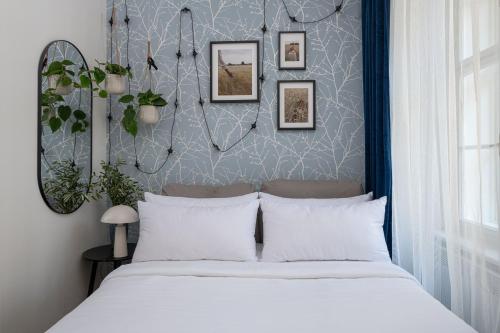 enjoy downtown boutique apartments 12 by goodnite cz