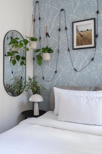 enjoy downtown boutique apartments 12 by goodnite cz