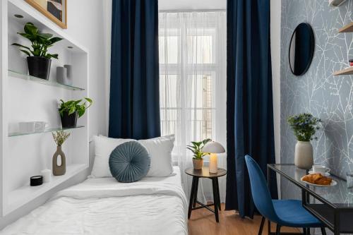 enjoy downtown boutique apartments 12 by goodnite cz