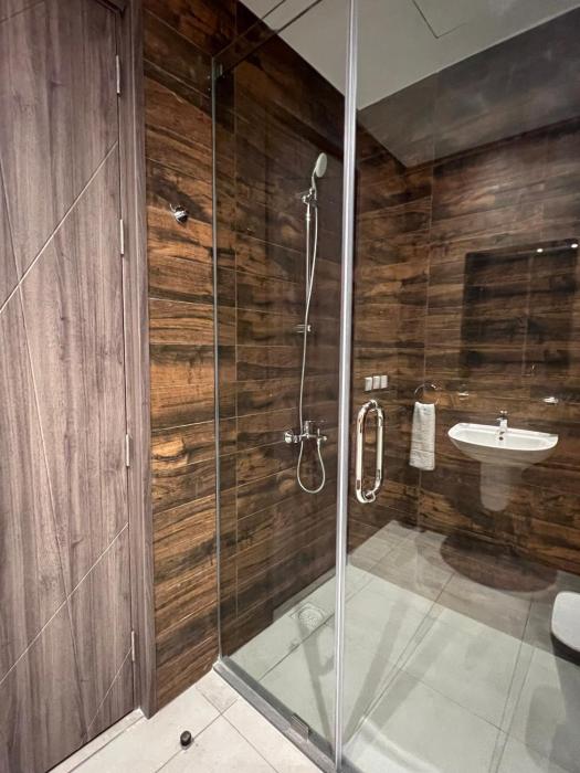 anthonian suites