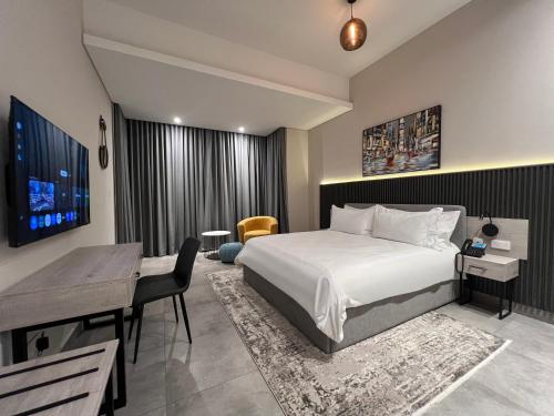 anthonian suites