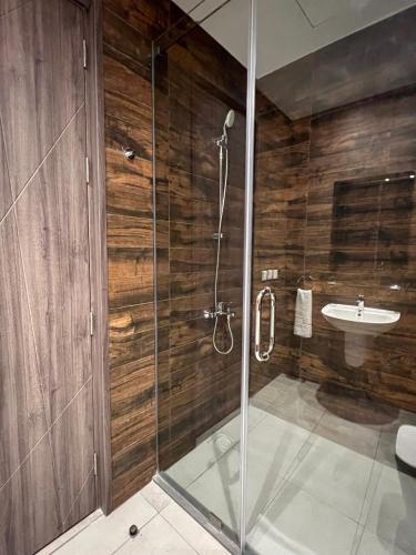 anthonian suites