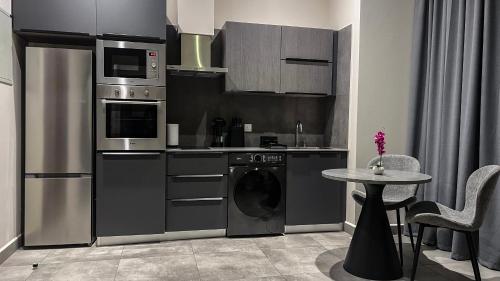 anthonian suites
