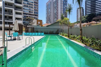 360 the collection madalena
