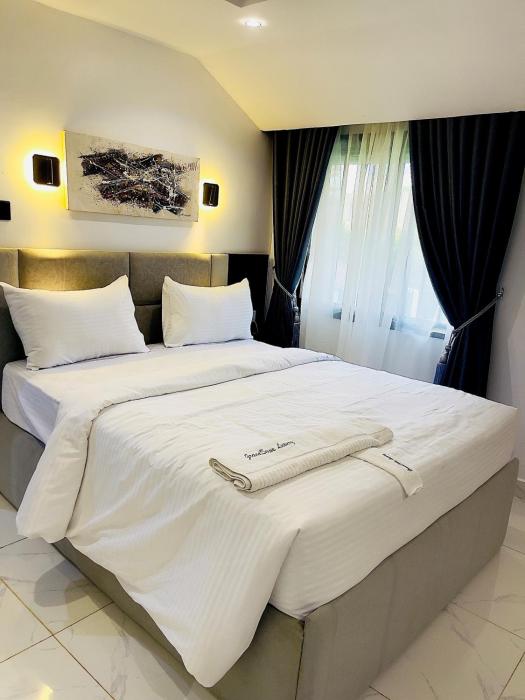 grandserve luxury apartments