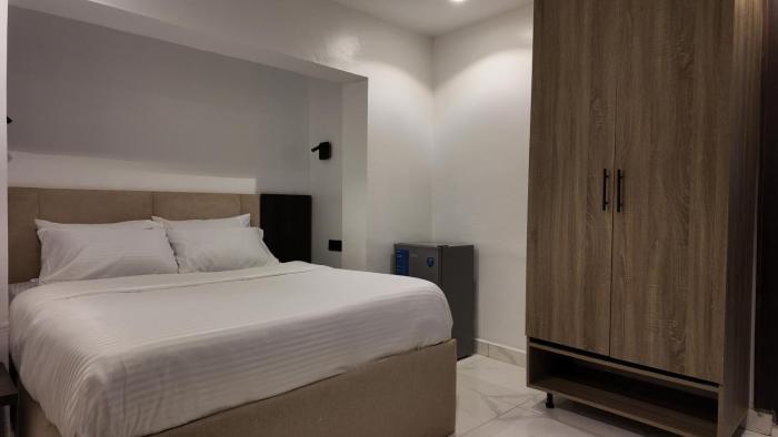 grandserve luxury apartments