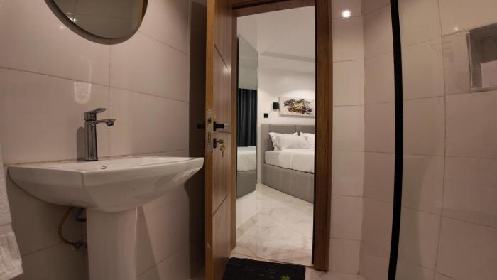 grandserve luxury apartments