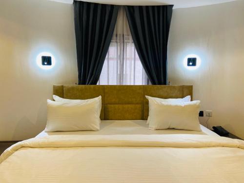 grandserve luxury apartments