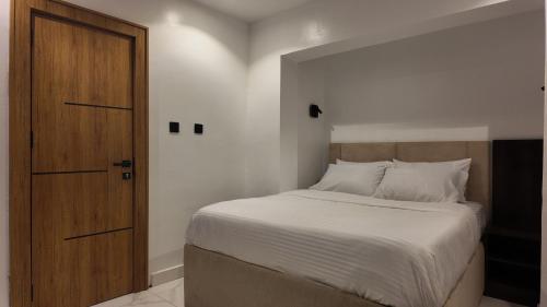 grandserve luxury apartments