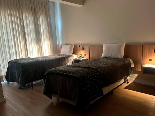 bon vivant hotel