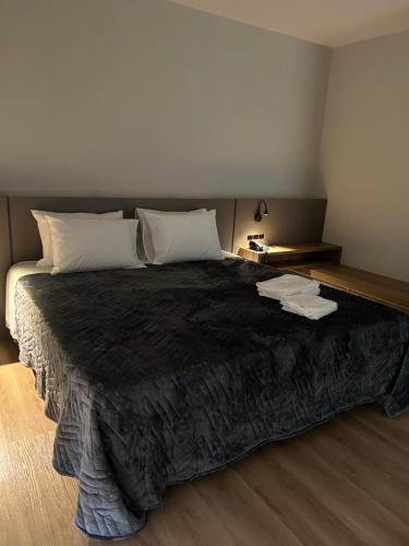 bon vivant hotel