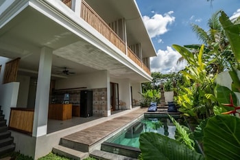 Kemari Ubud,,2 star