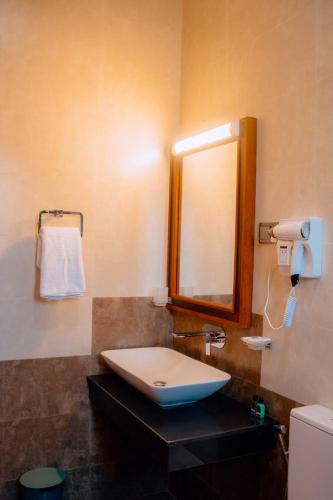 kings town hotel
